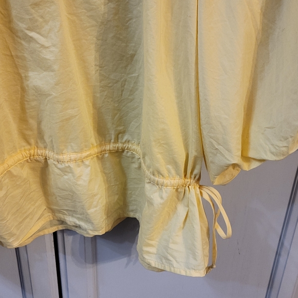 Levis puff sleeve cotton blouse -Size medium - Picture 6 of 11